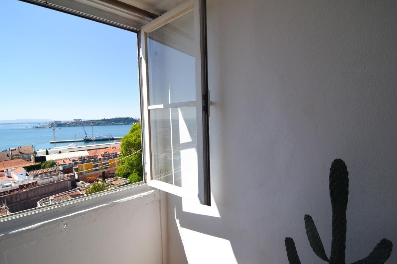 Santos Apartment In Central Lisbon With River View Esterno foto