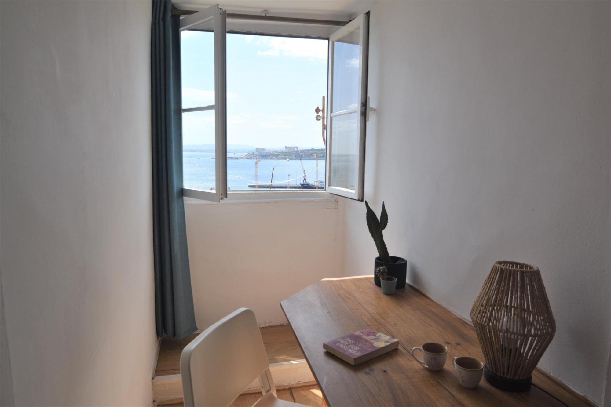 Santos Apartment In Central Lisbon With River View Esterno foto