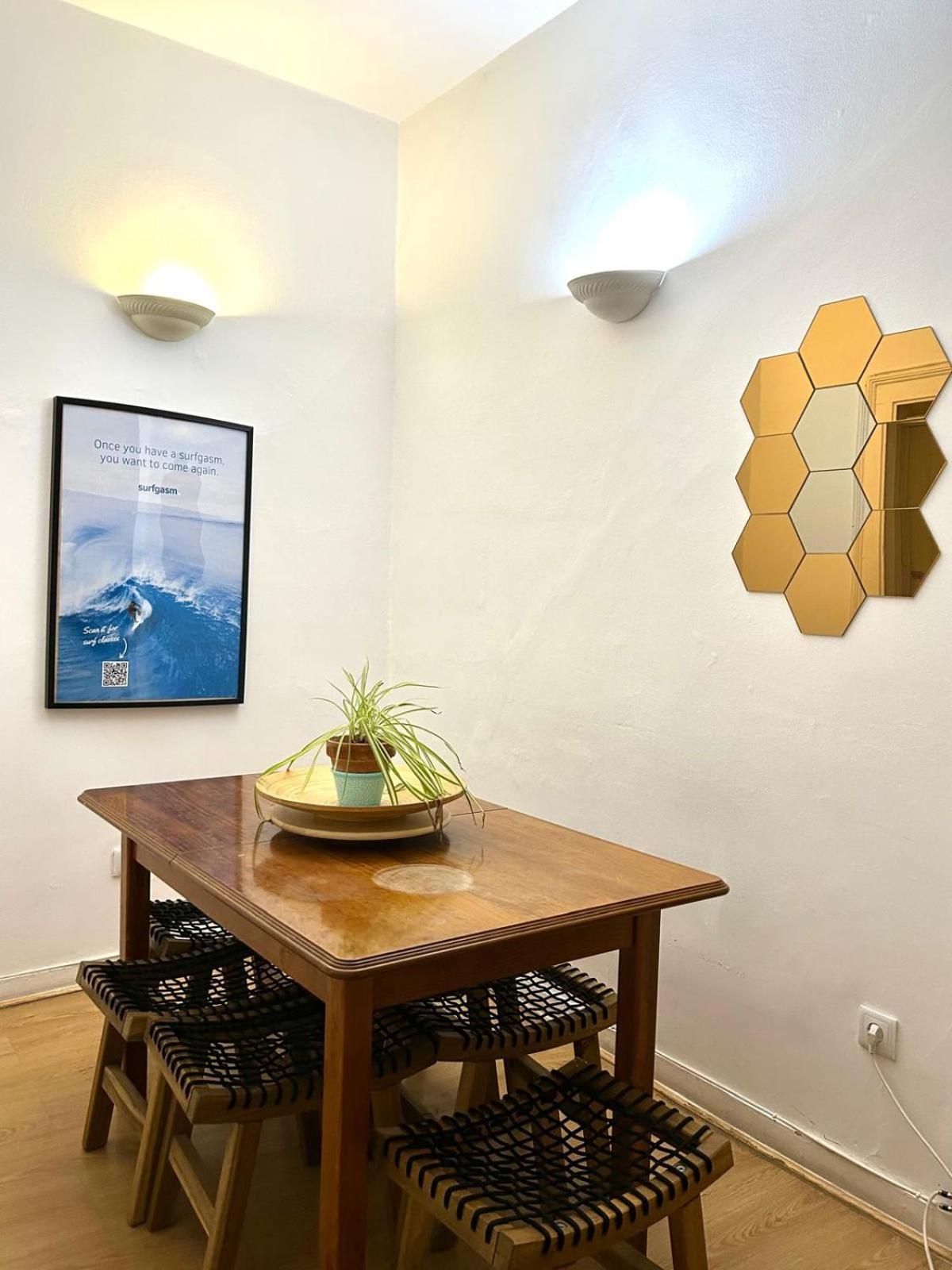 Santos Apartment In Central Lisbon With River View Esterno foto