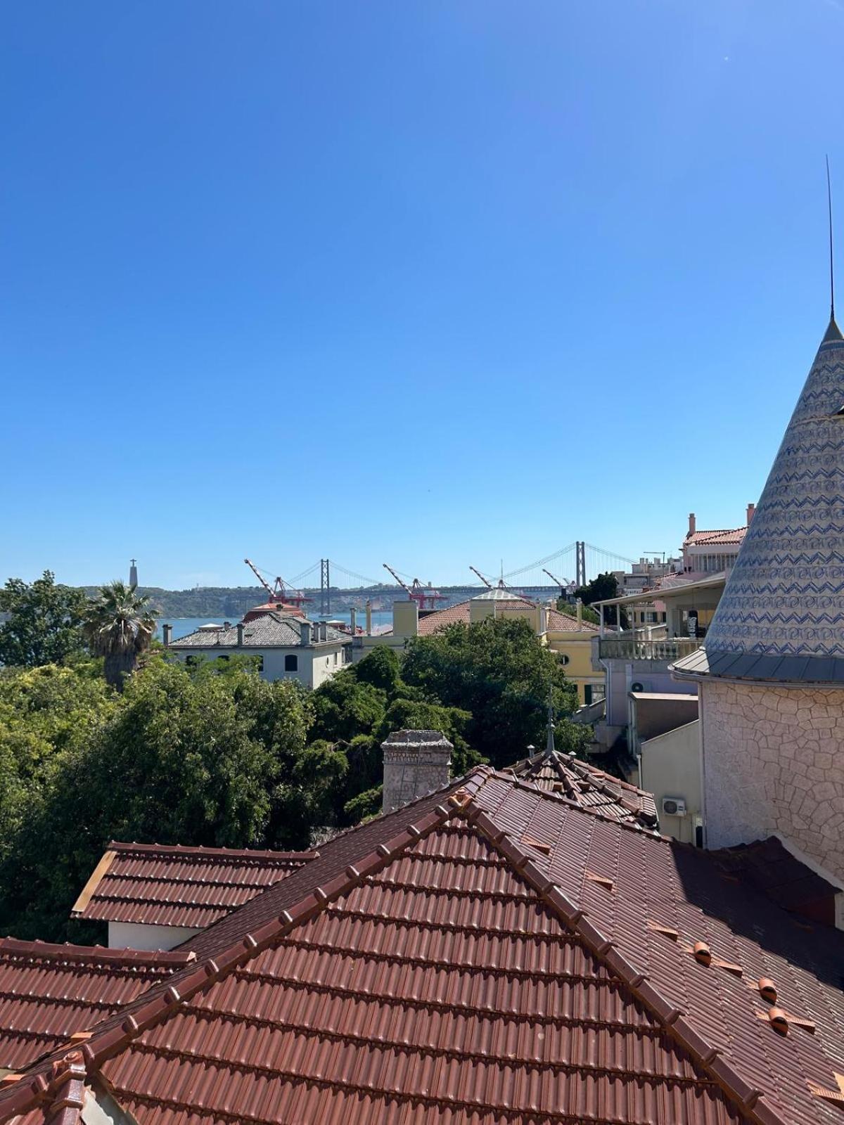 Santos Apartment In Central Lisbon With River View Esterno foto